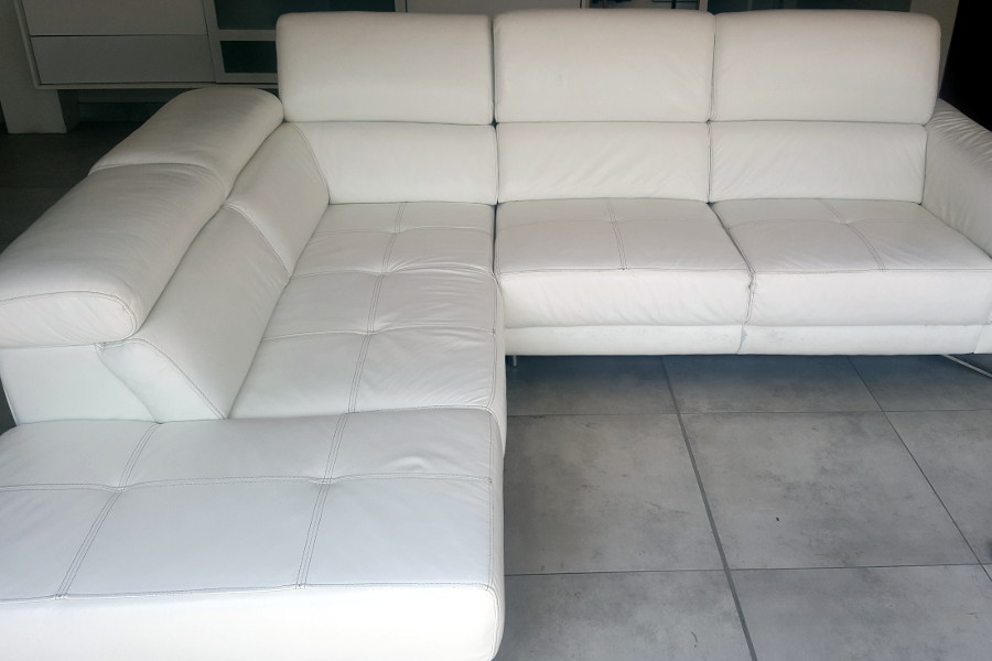 white leather lounge suite
